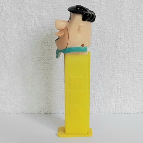 3/$24 NM/M The Flintstones Fred Flintstone on Yellow PEZ Dispenser!! - Picture 4 of 5